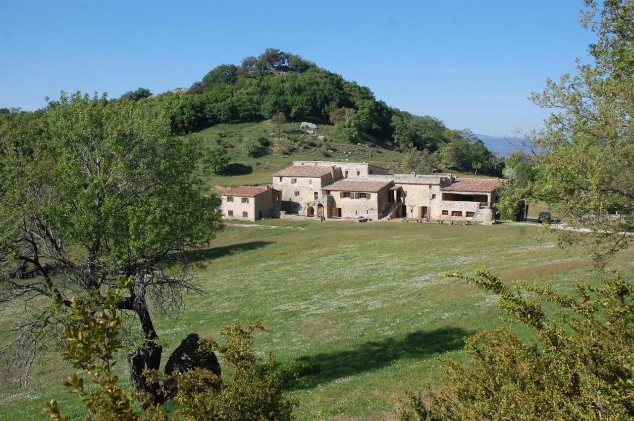 Le Domaine Du Castellas Sivergues Екстер'єр фото