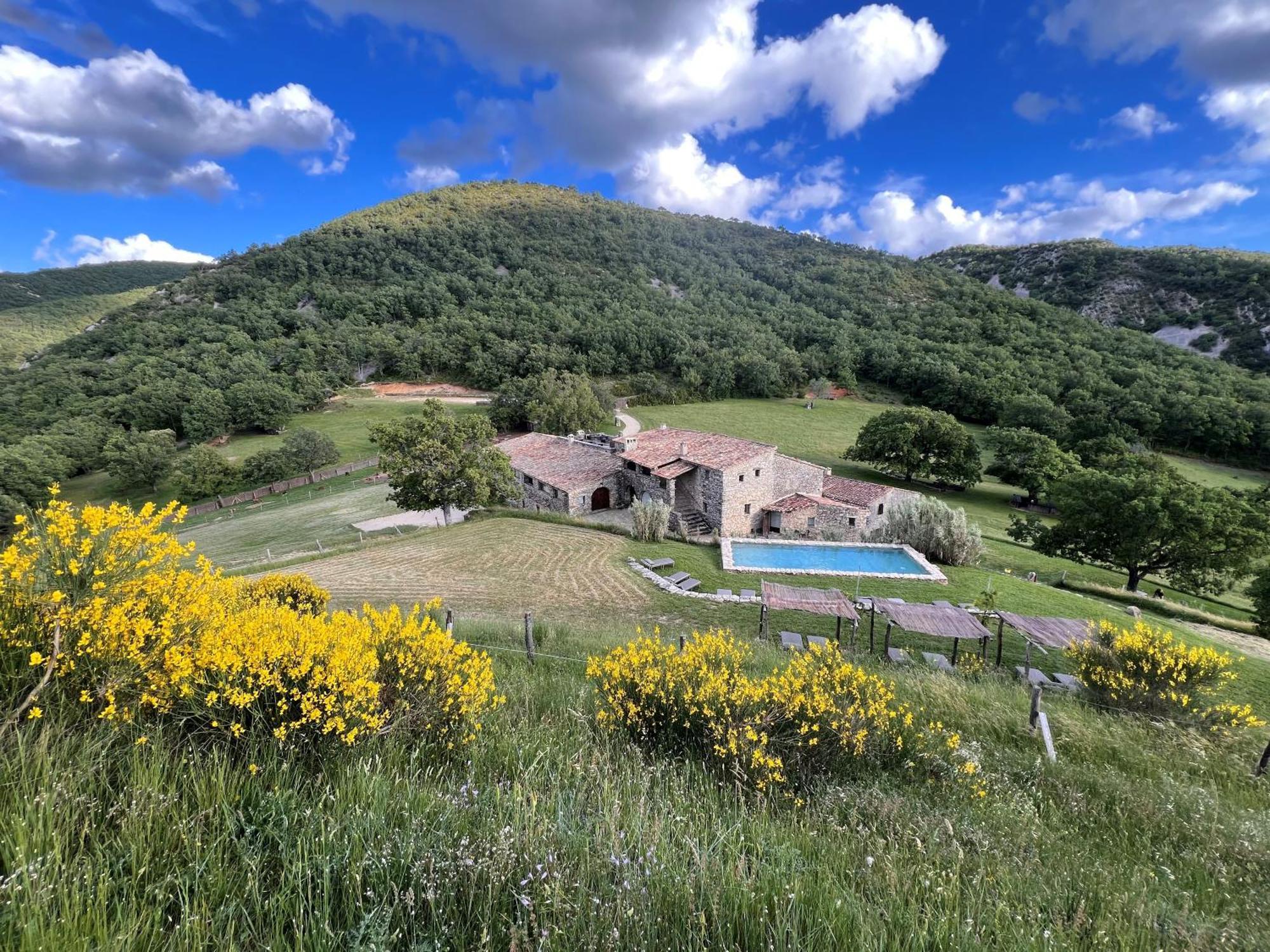 Le Domaine Du Castellas Sivergues Екстер'єр фото
